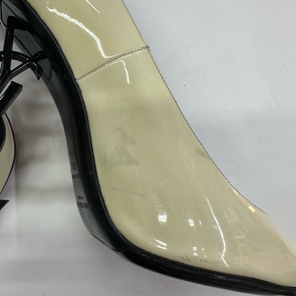 Yves Saint Laurent Cream Patent Leather Pointed Toe Opyum Pumps - Picture 5 of 6